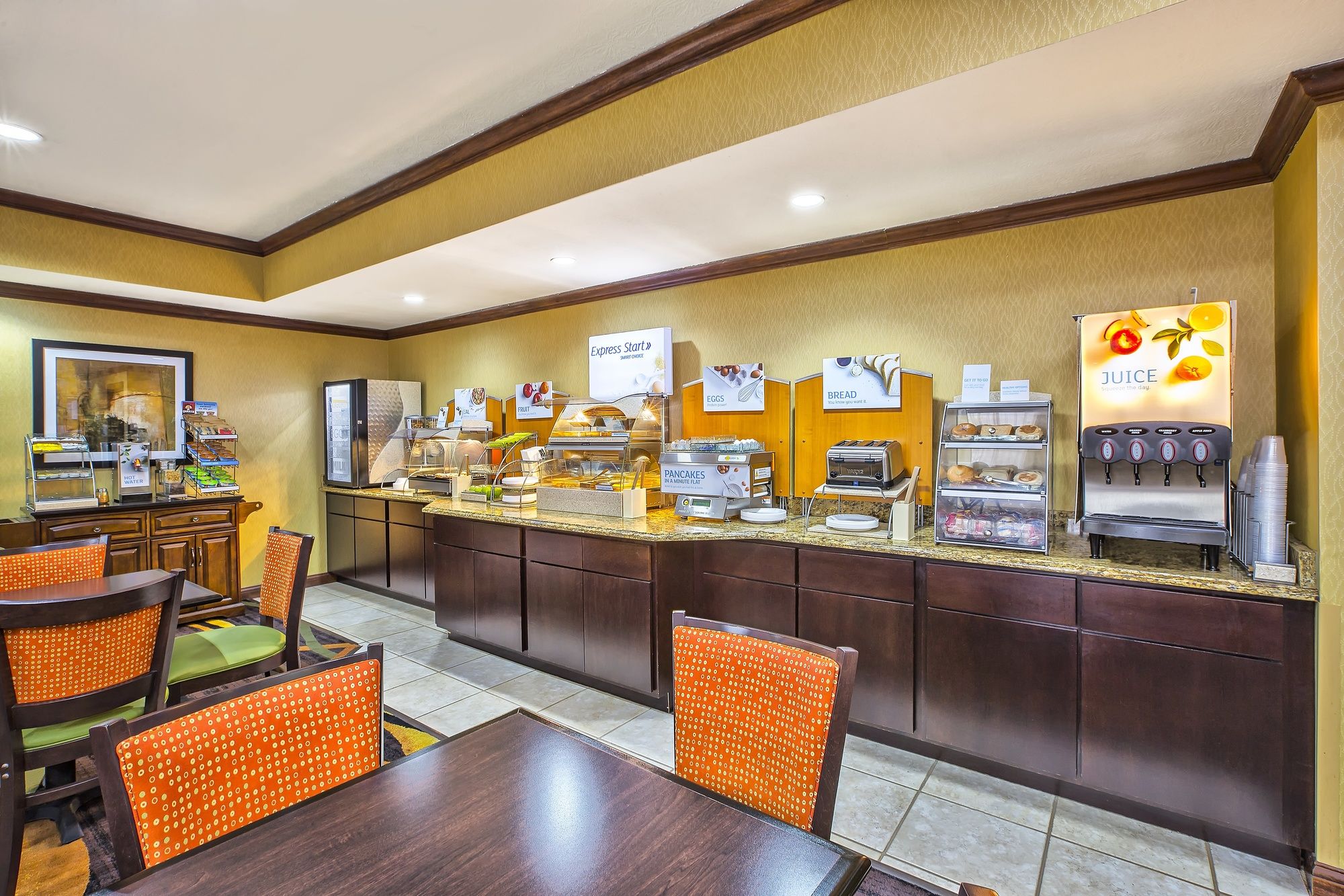 Holiday Inn Express & Suites Marysville