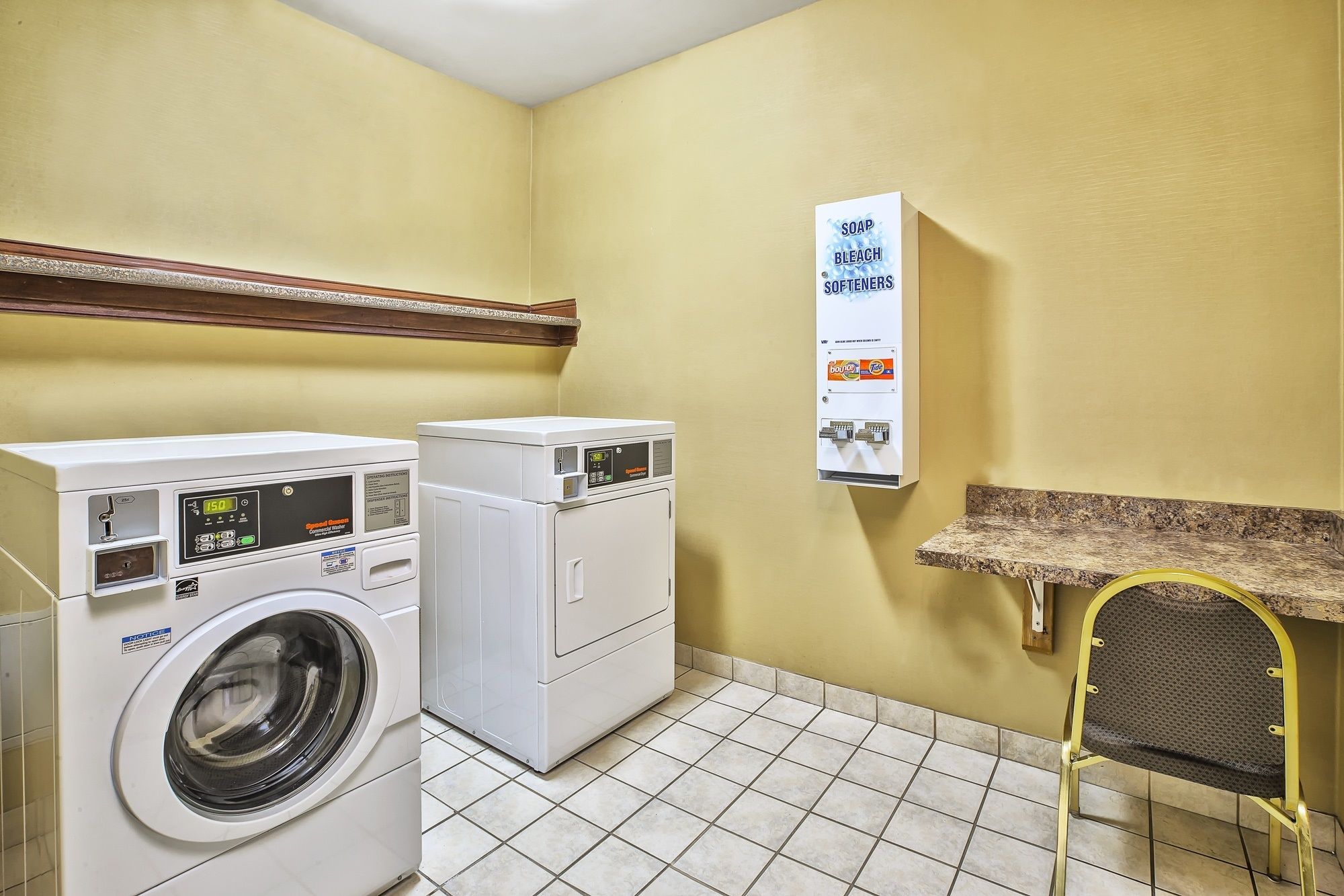 Holiday Inn Express & Suites Marysville