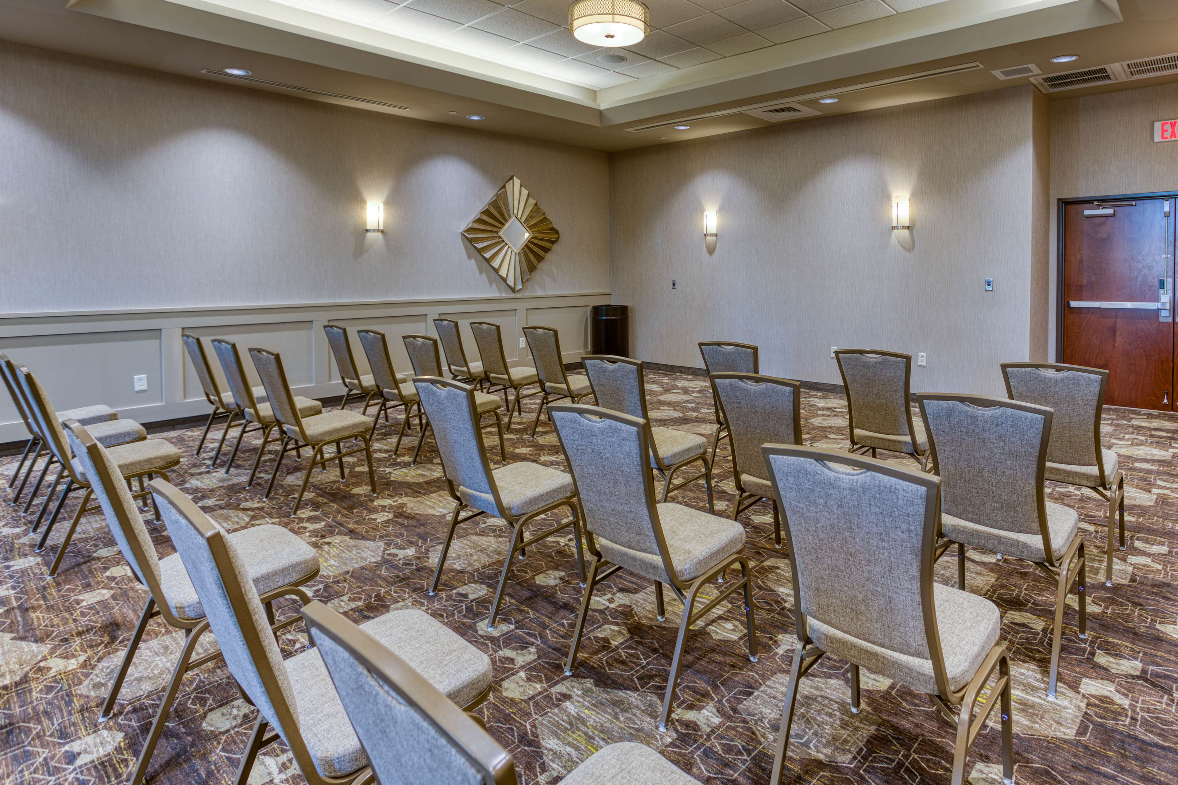 Drury Inn & Suites Cincinnati Northeast Mason