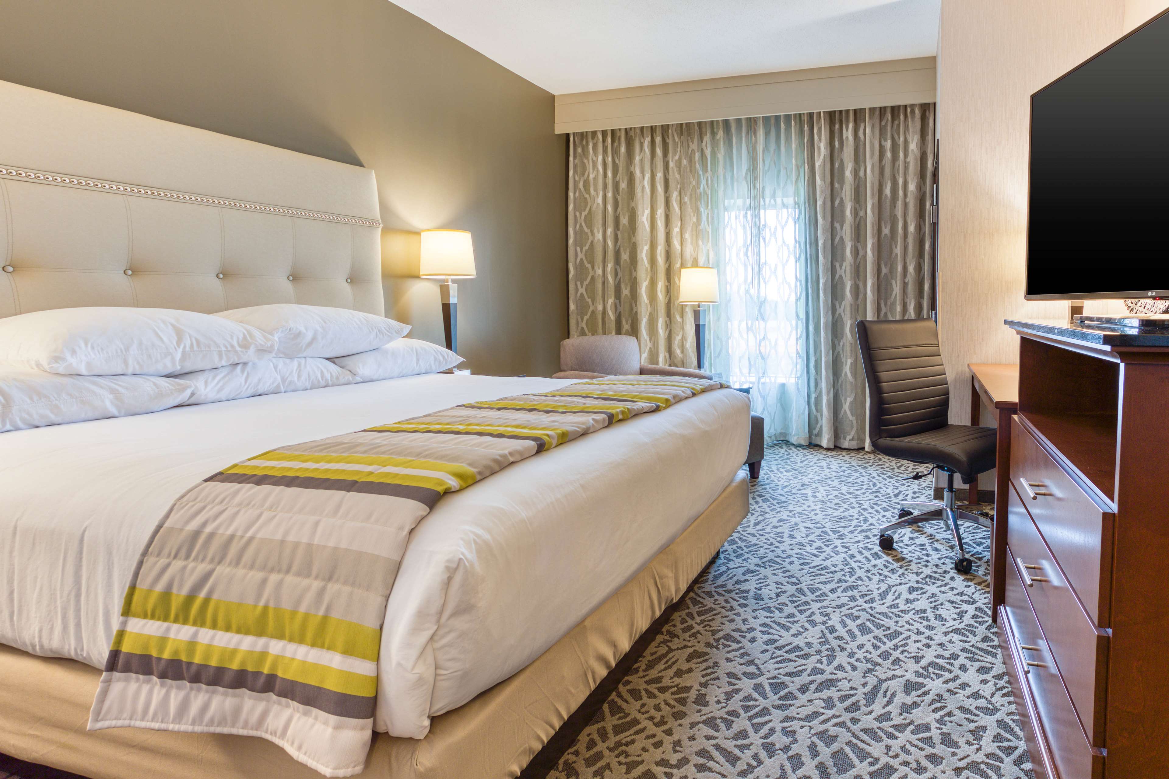 Drury Inn & Suites Cincinnati Northeast Mason