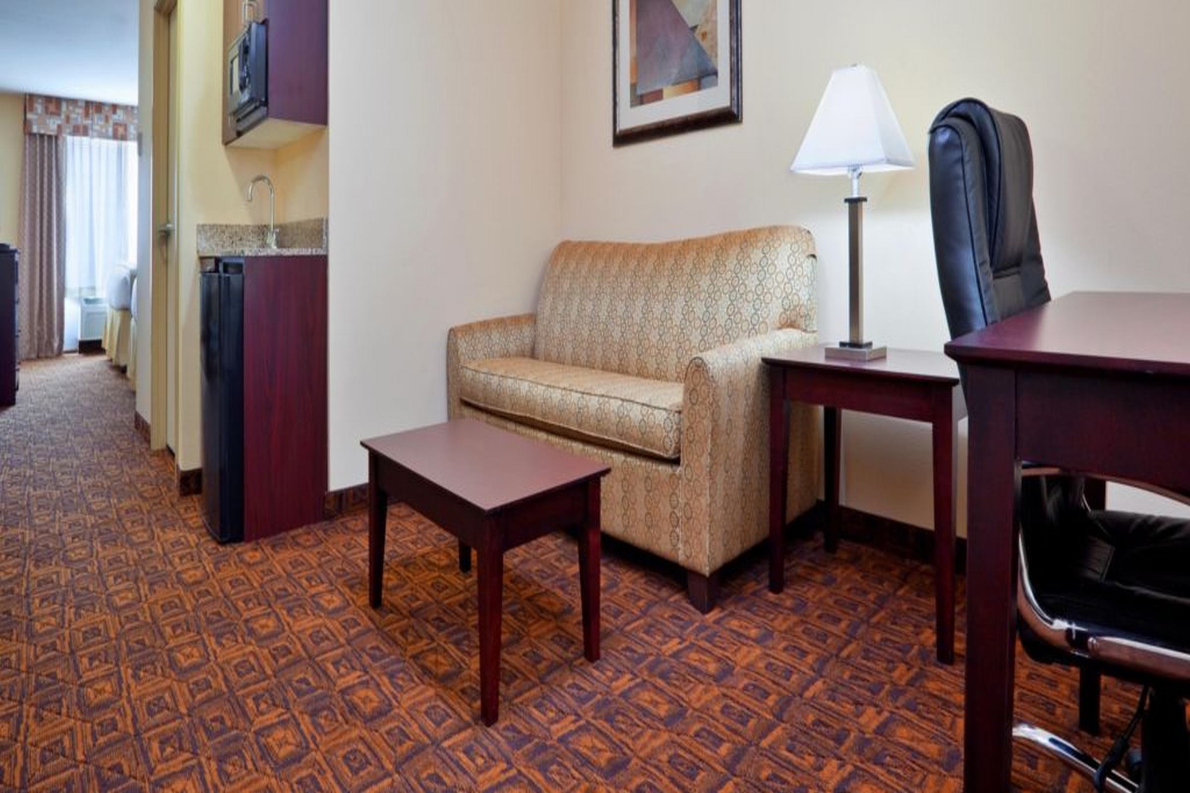 Holiday Inn Express Hotel & Suites Cincinnati - Mason