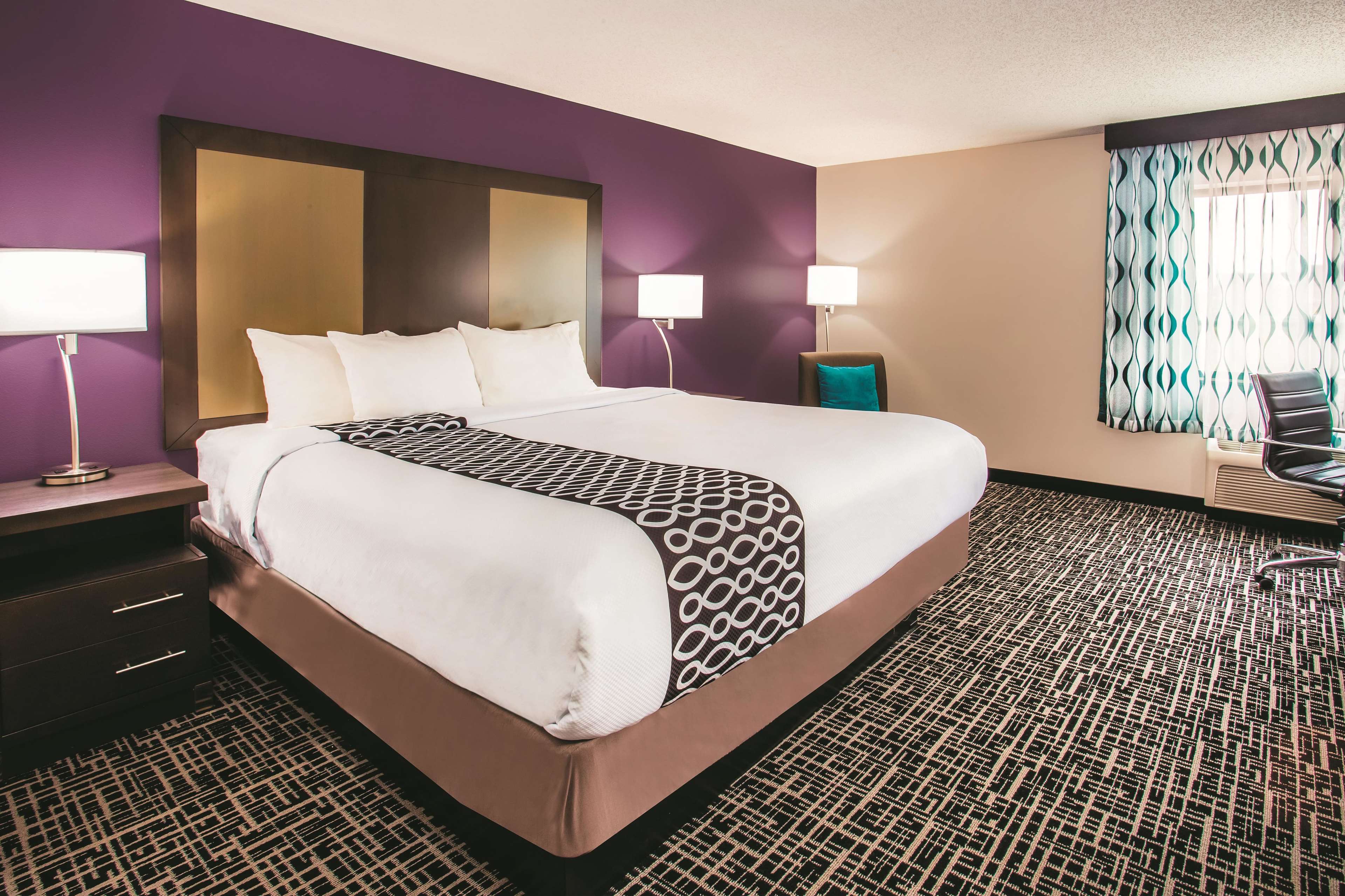 La Quinta Inn & Suites by Wyndham Cincinnati NE - Mason