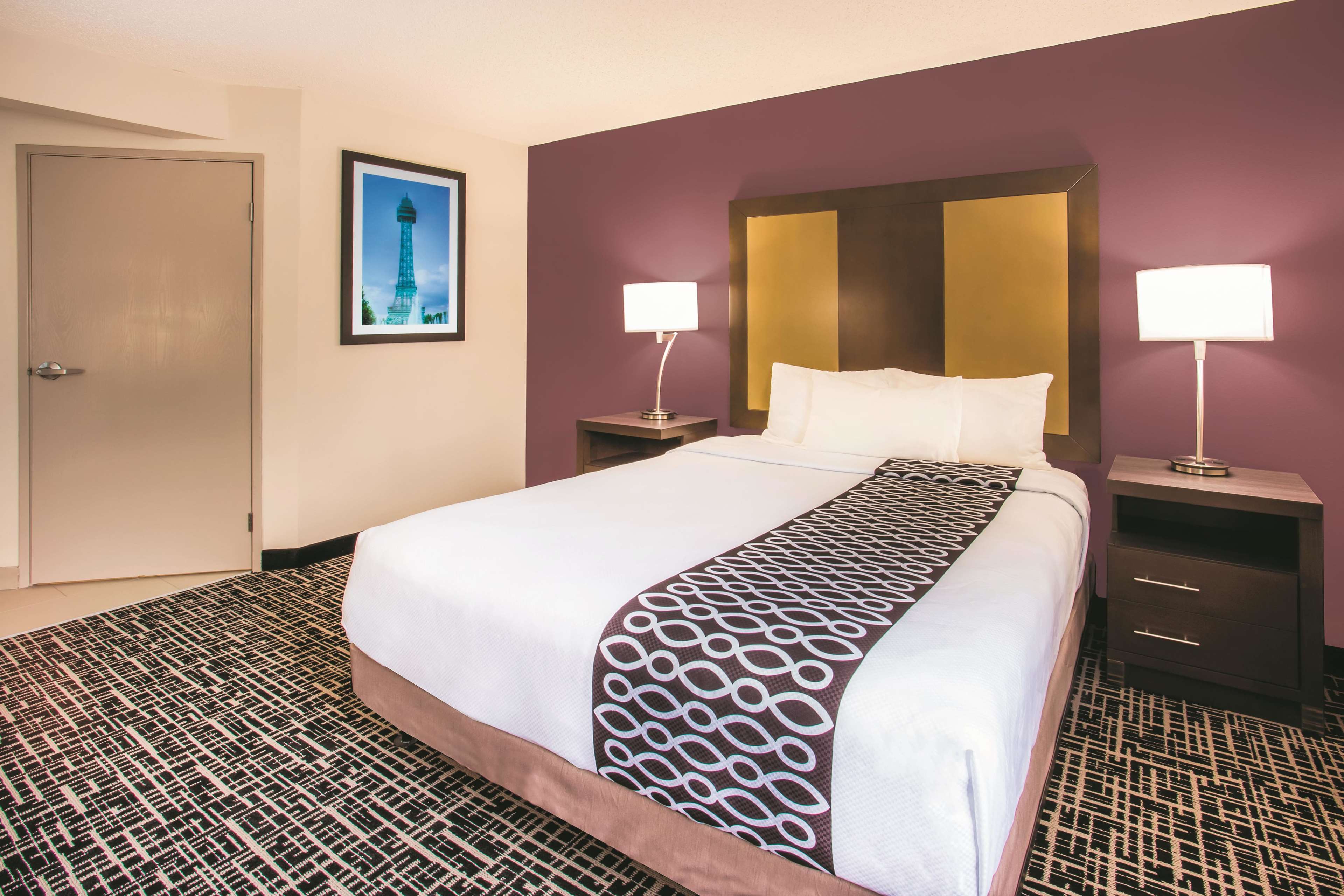 La Quinta Inn & Suites by Wyndham Cincinnati NE - Mason