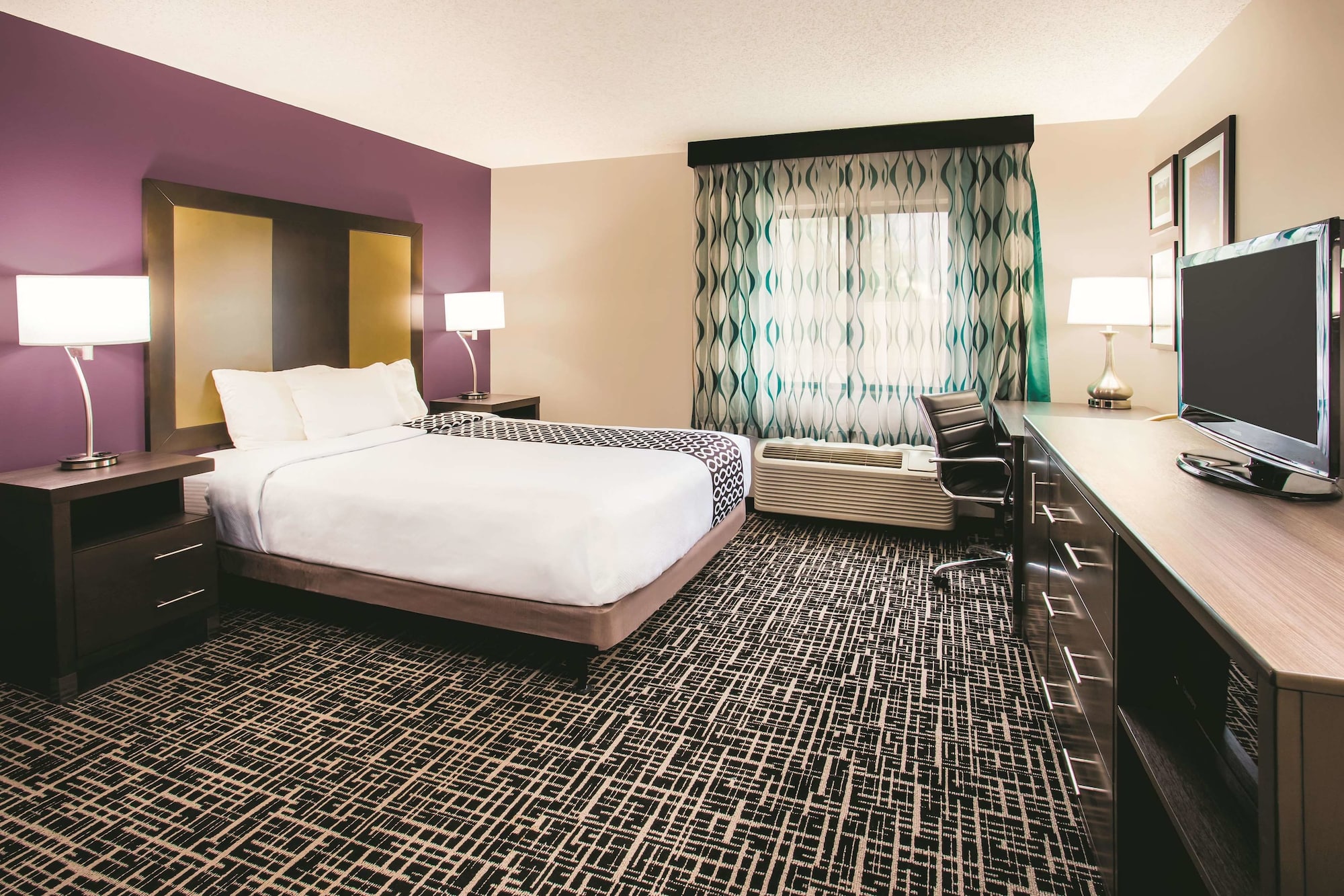 La Quinta Inn & Suites by Wyndham Cincinnati NE - Mason