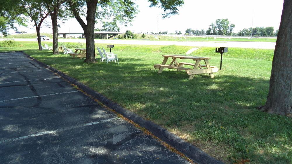 Days Inn by Wyndham Maumee/Toledo