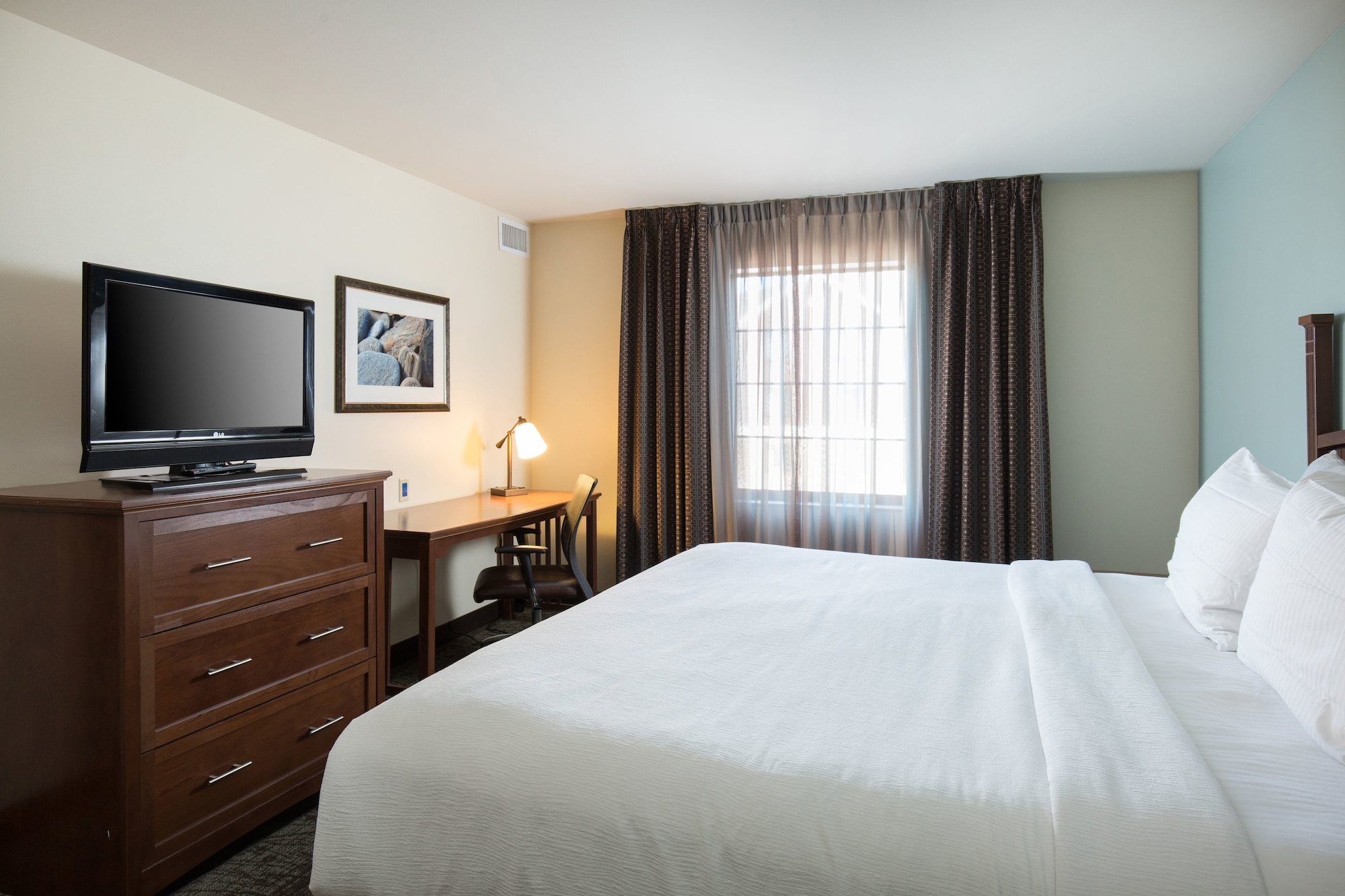 Staybridge Suites Toledo-Maumee