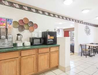 Super 8 by Wyndham Maumee/Toledo, OH