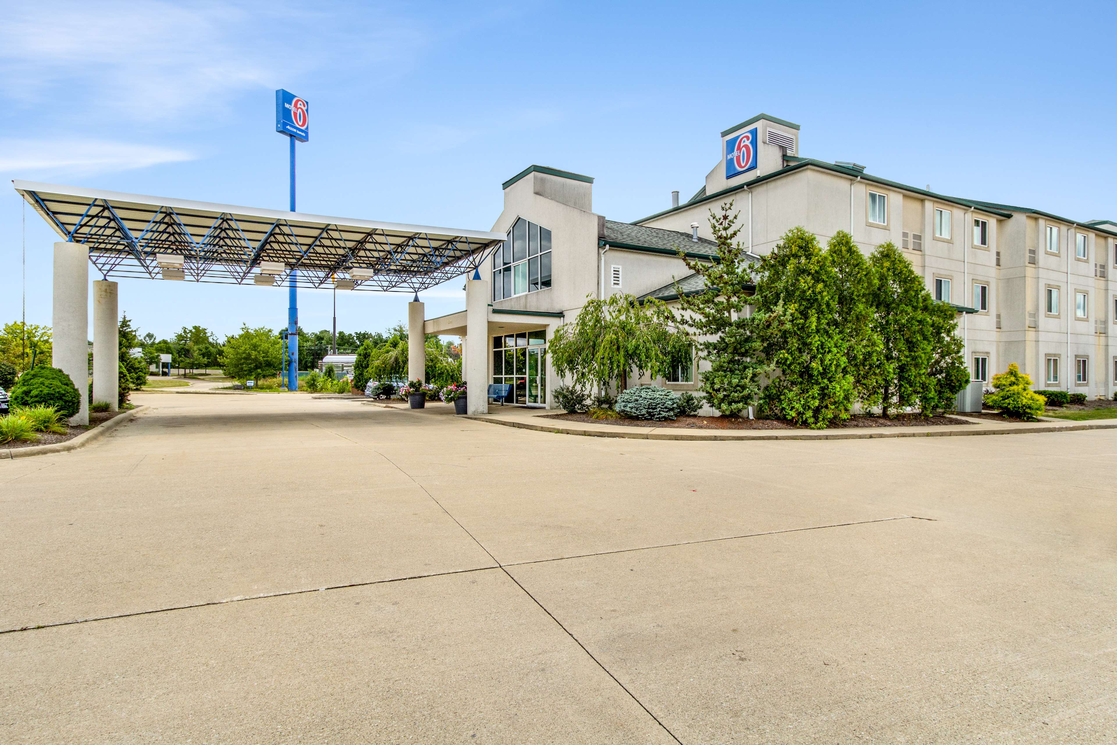 Motel 6 Cleveland - Medina