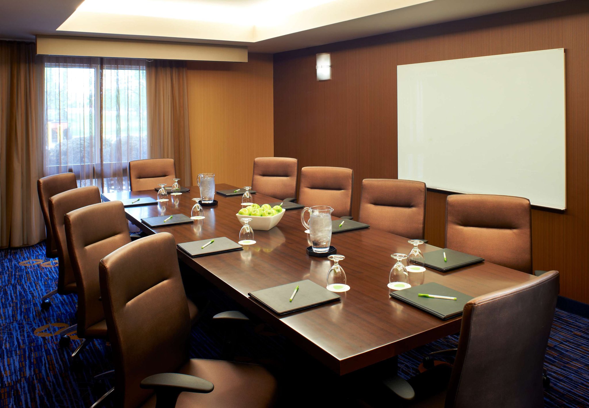 Courtyard Cleveland Airport South