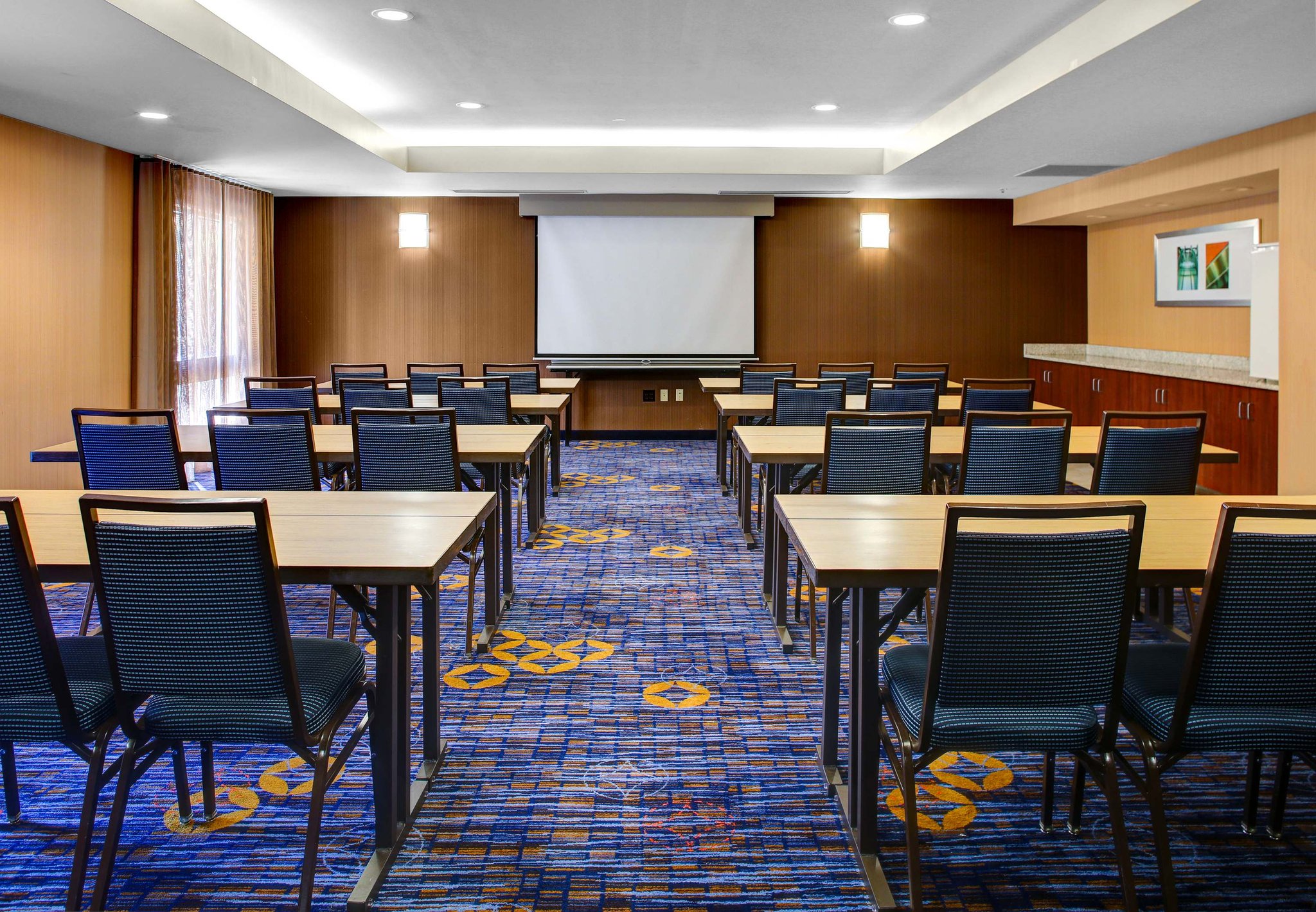 Courtyard Cleveland Airport South