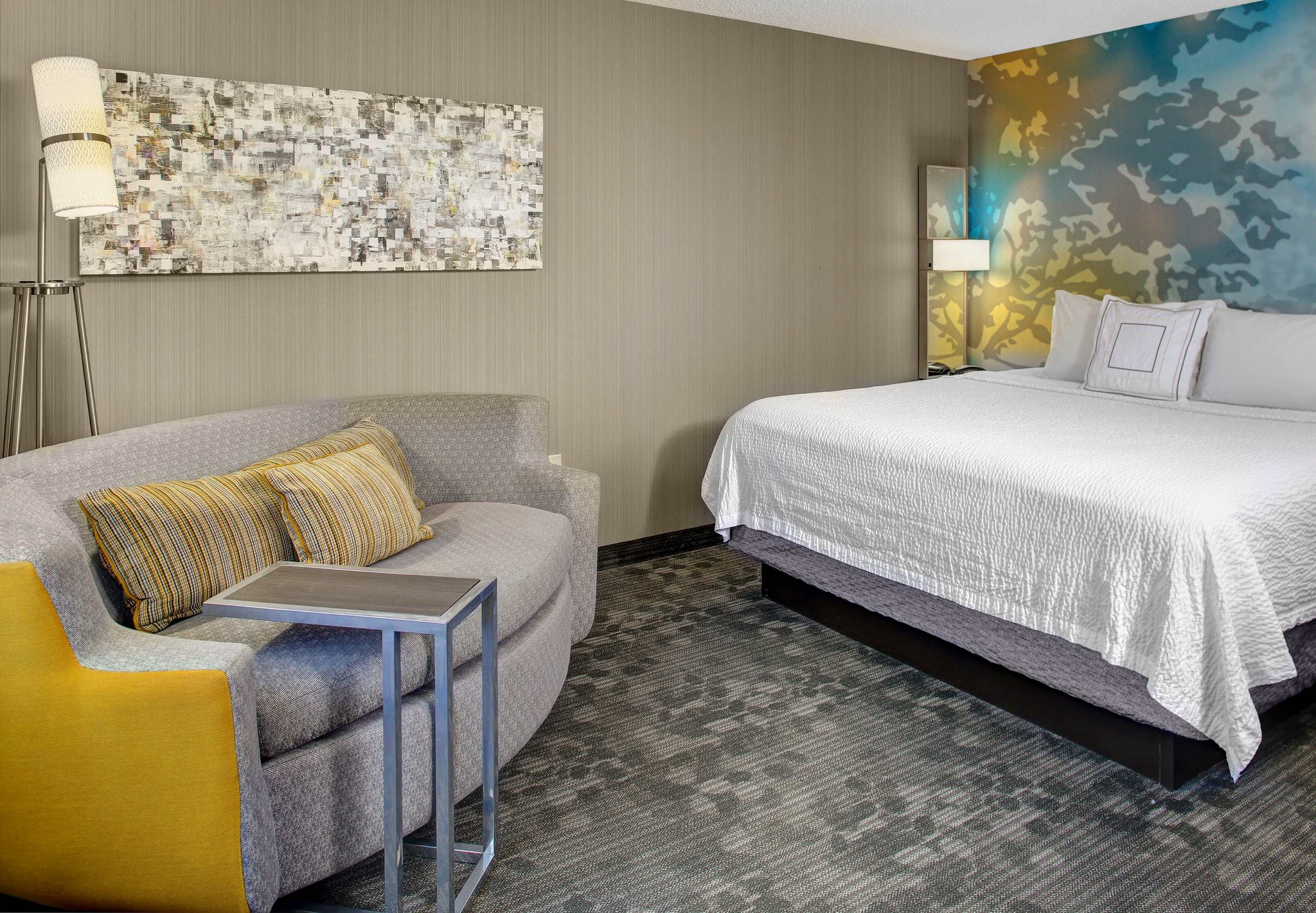 Courtyard Cleveland Airport South