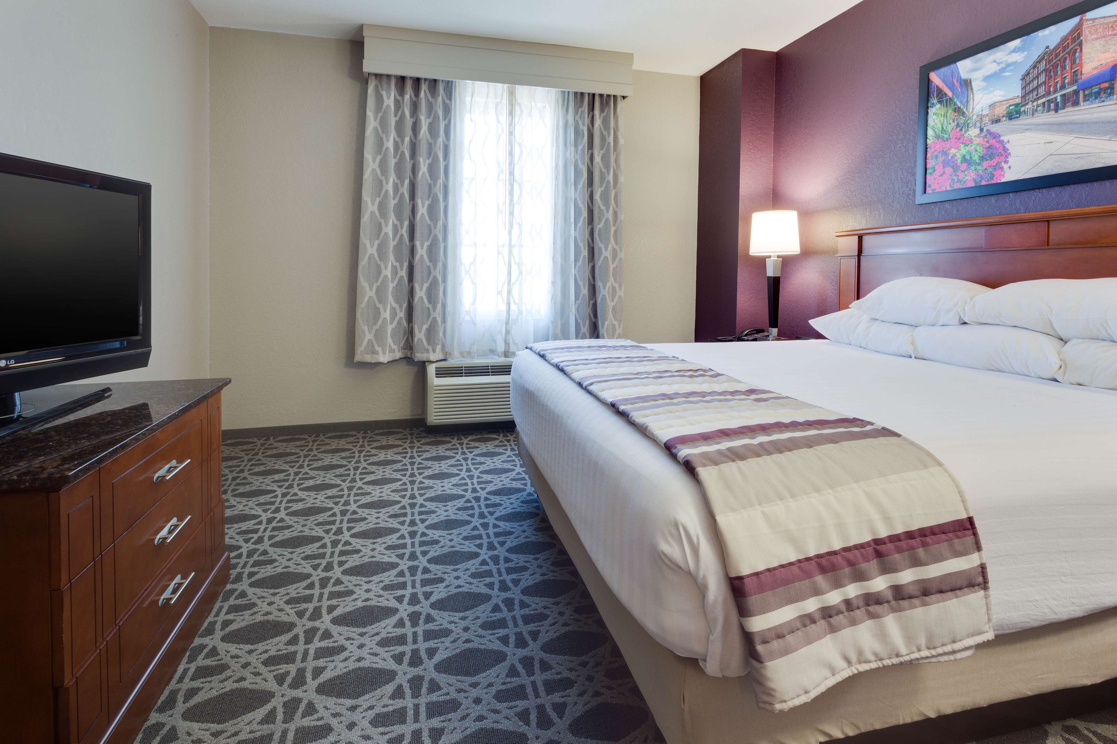 Drury Inn & Suites Middletown Franklin