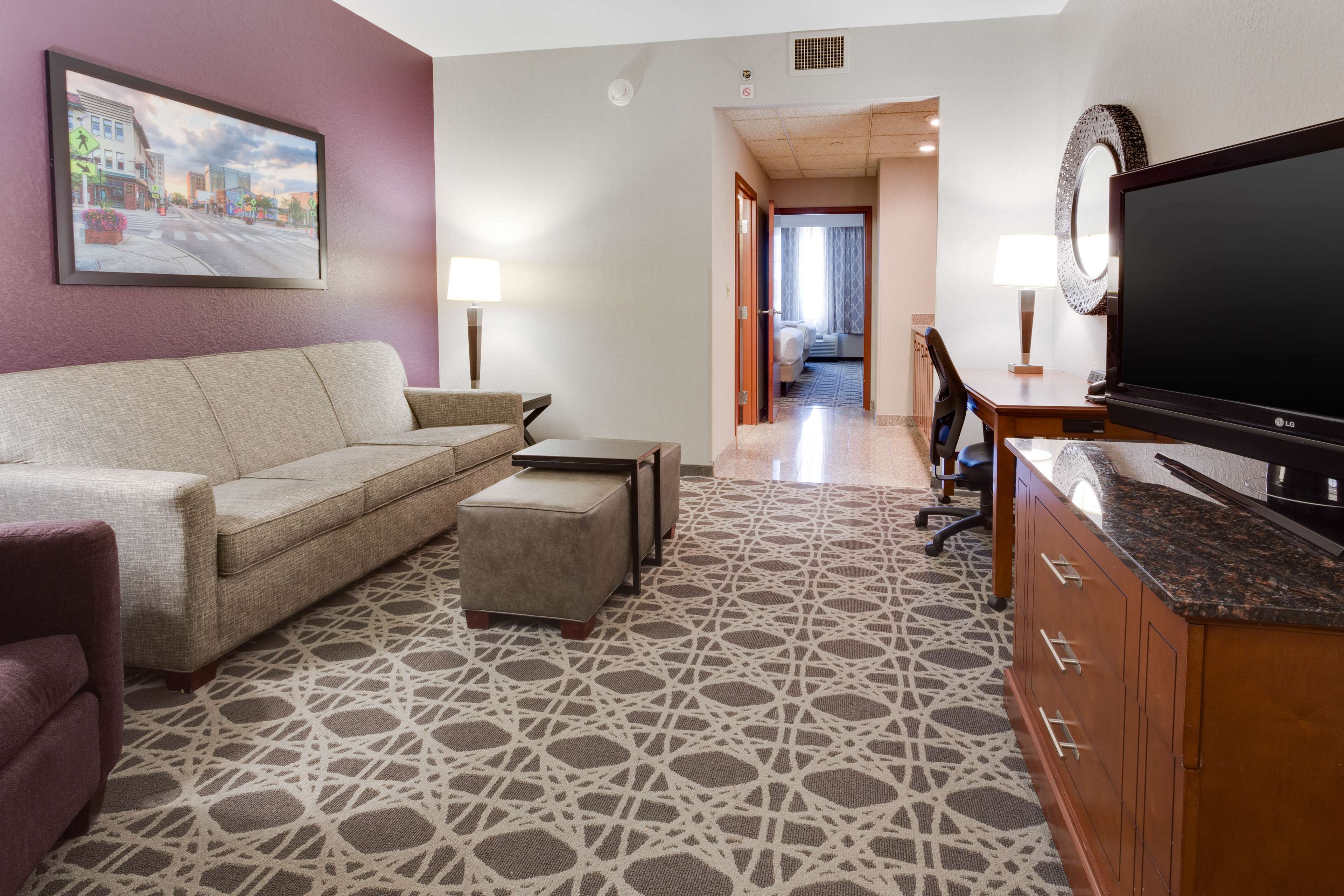 Drury Inn & Suites Middletown Franklin