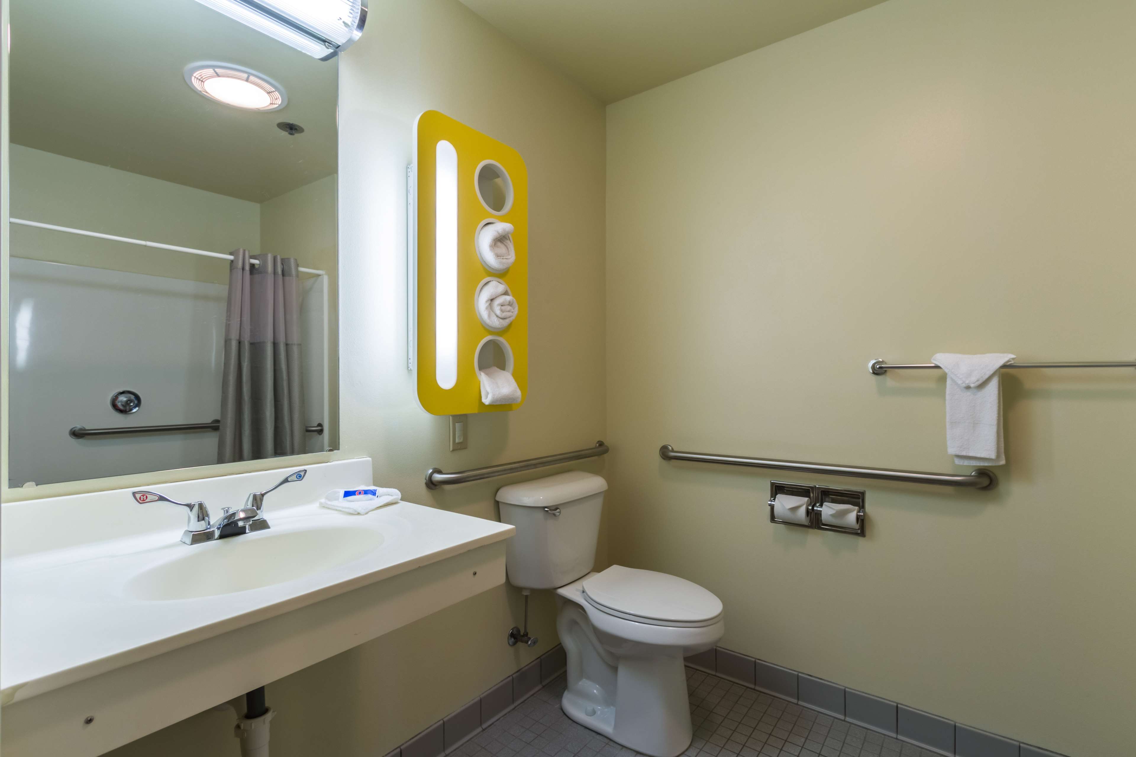 Motel 6 Sandusky Milan