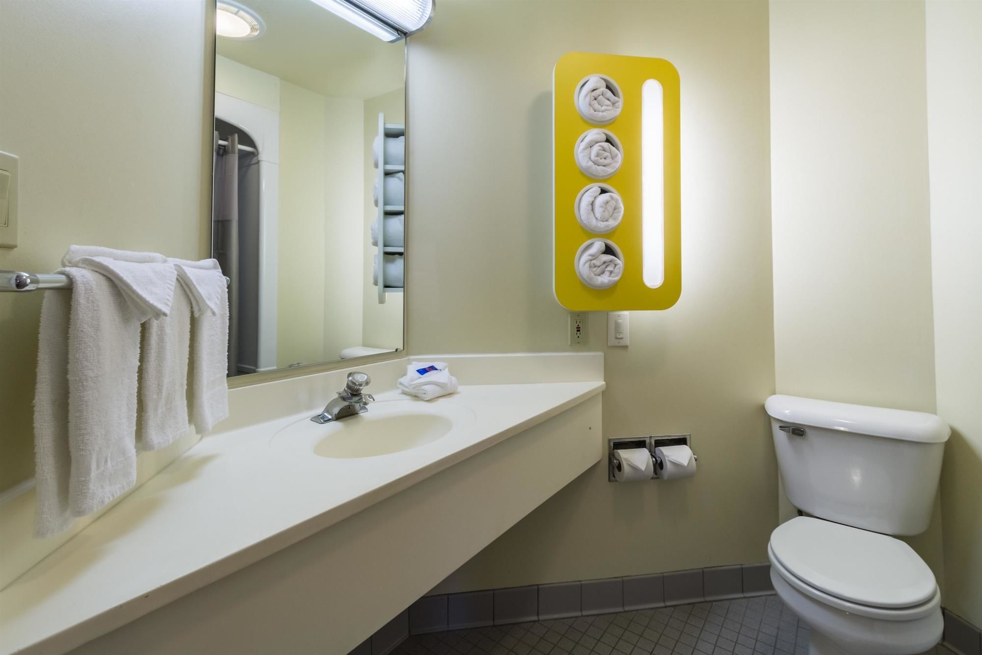 Motel 6 Sandusky Milan