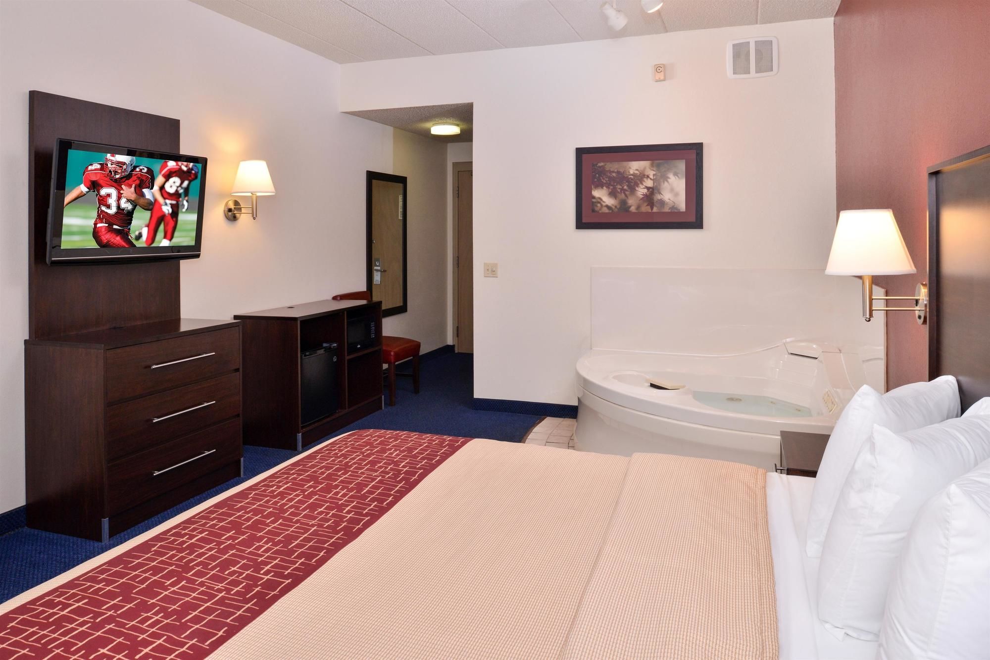 Red Roof Inn Sandusky - Milan