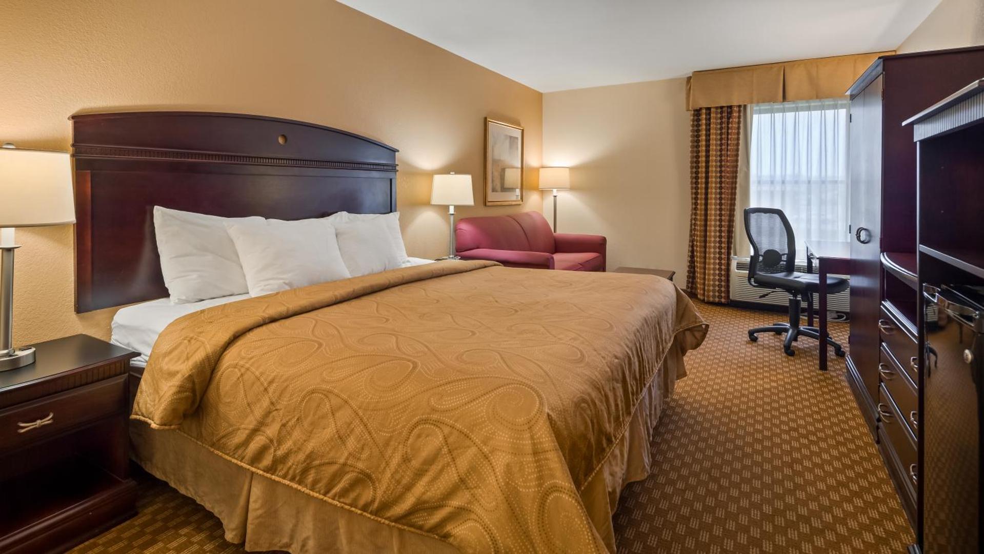 Baymont by Wyndham Monroe Ohio