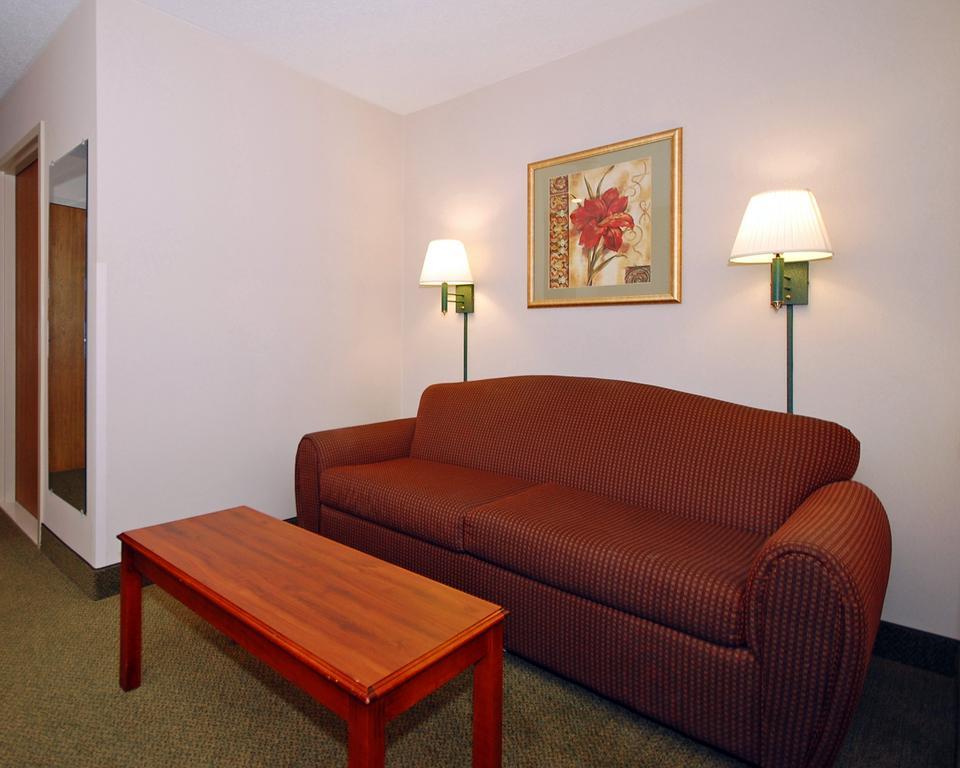 Holiday Inn Express Cincinnati North - Monroe