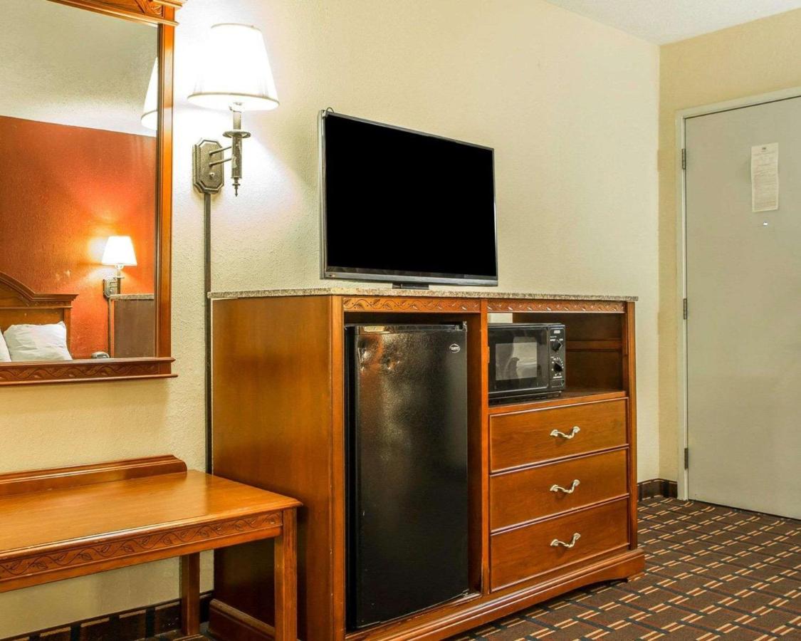 Rodeway Inn