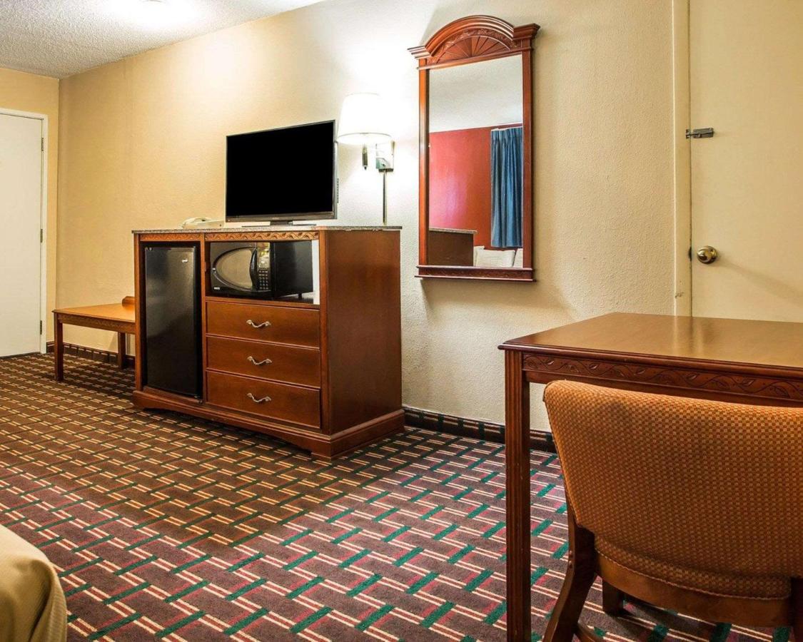 Rodeway Inn