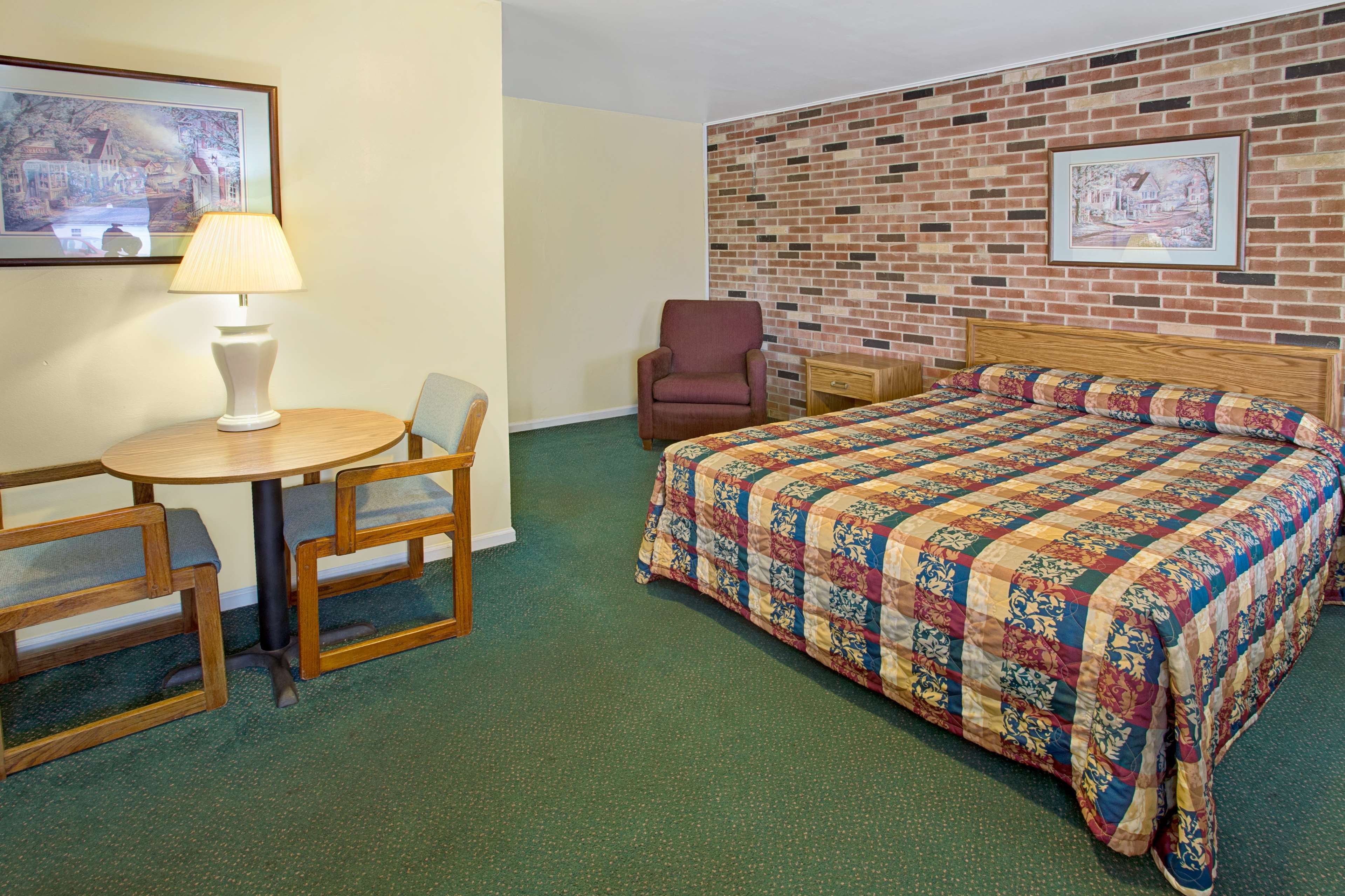 Knights Inn Mt. Gilead