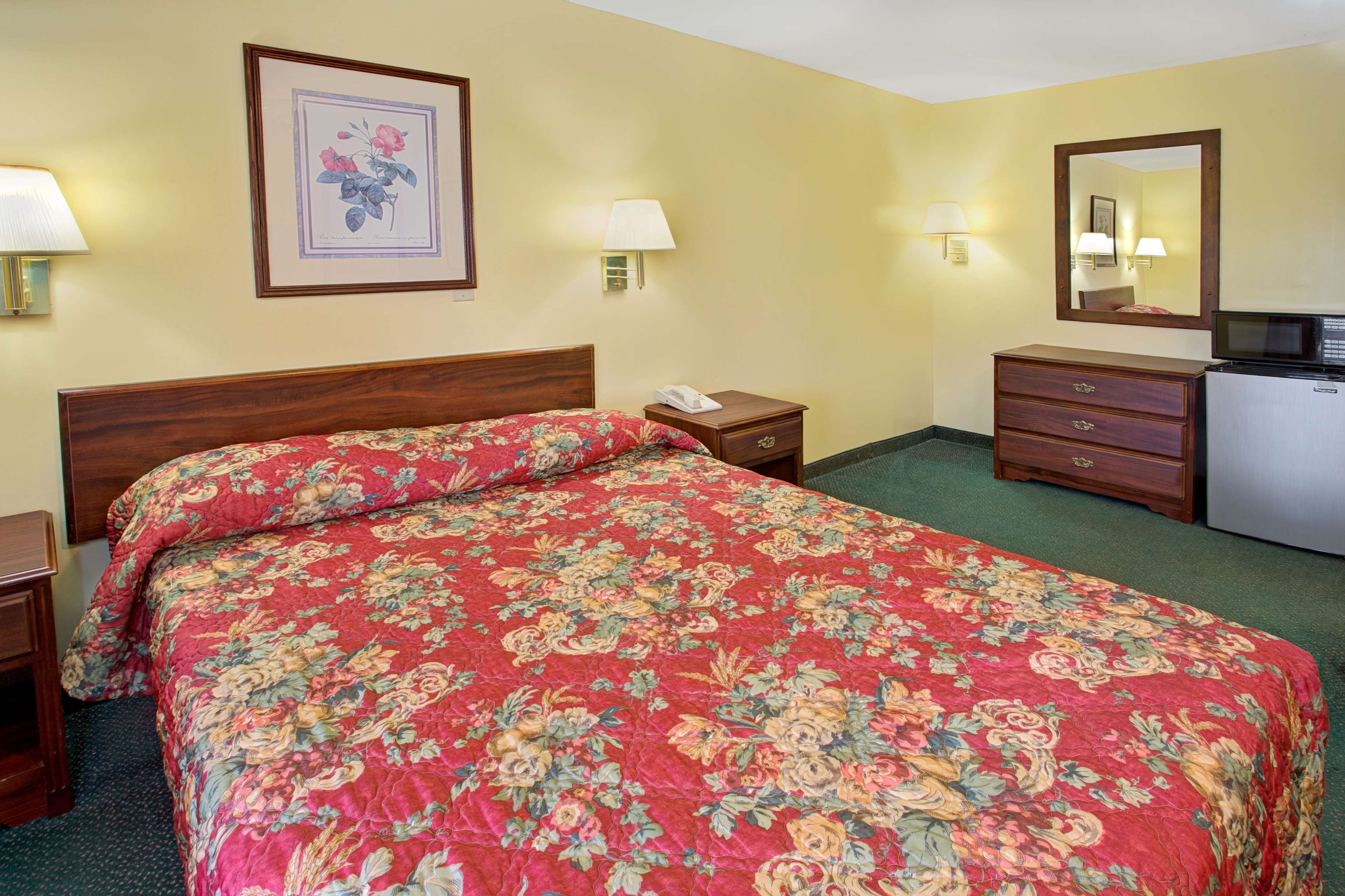 Knights Inn Mt. Gilead