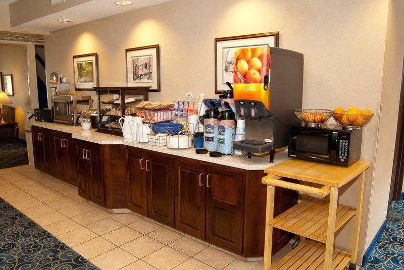 Countryside Inn & Suites