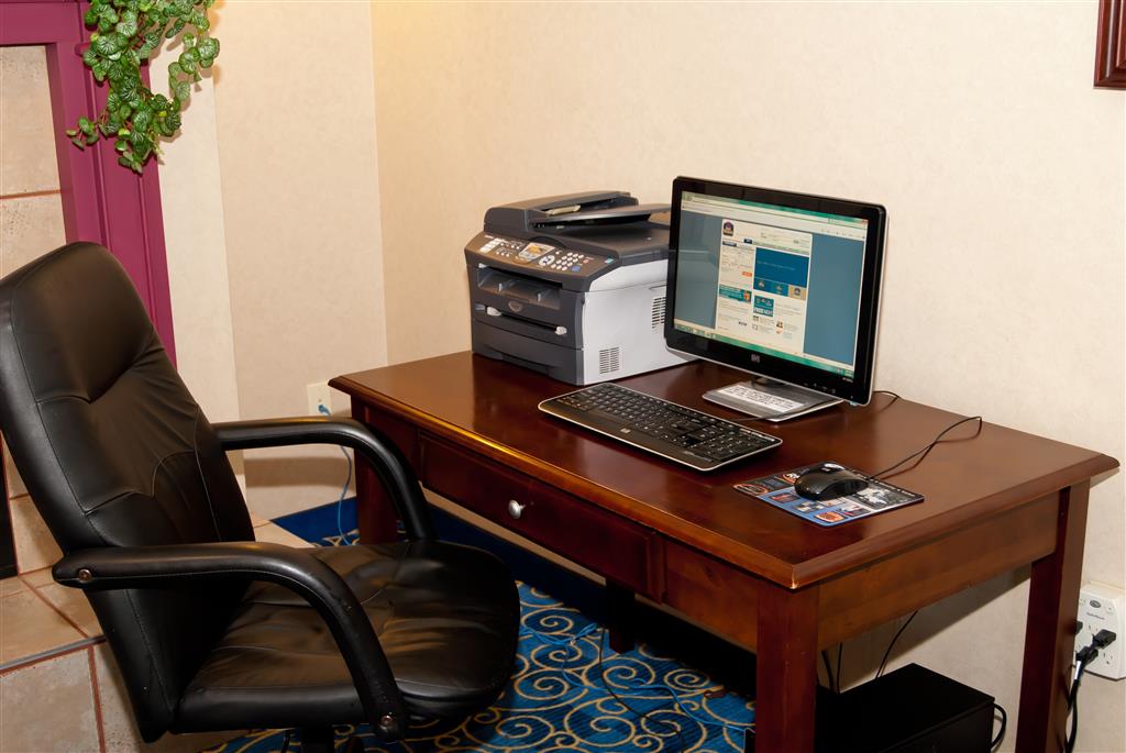 Countryside Inn & Suites