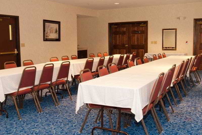 Countryside Inn & Suites