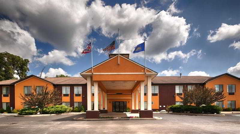 Countryside Inn & Suites