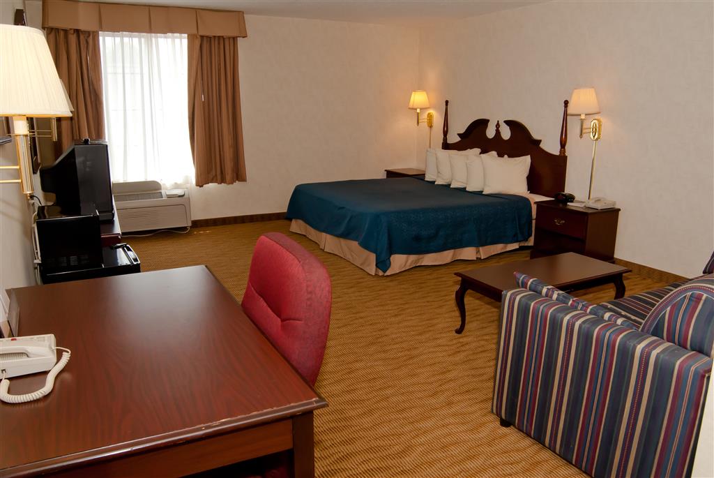 Countryside Inn & Suites