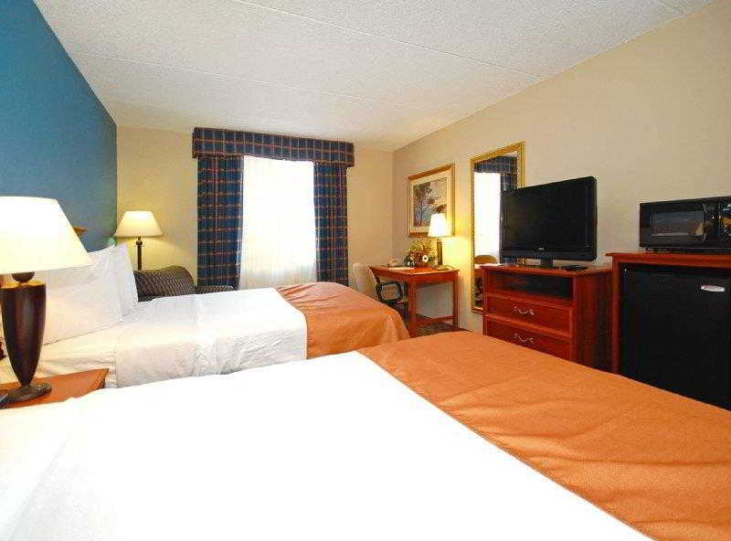 Best Western Dutch Valley Inn