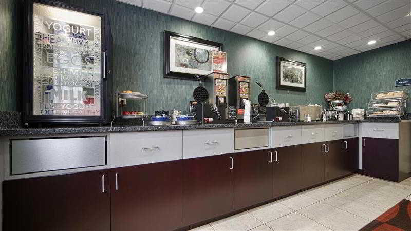 Best Western Dutch Valley Inn