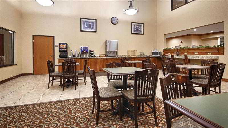 Best Western Plus North Canton Inn & Suites