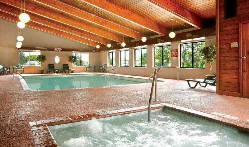 Best Western Plus North Canton Inn & Suites