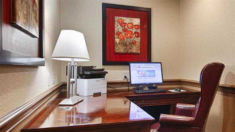 Best Western Plus North Canton Inn & Suites