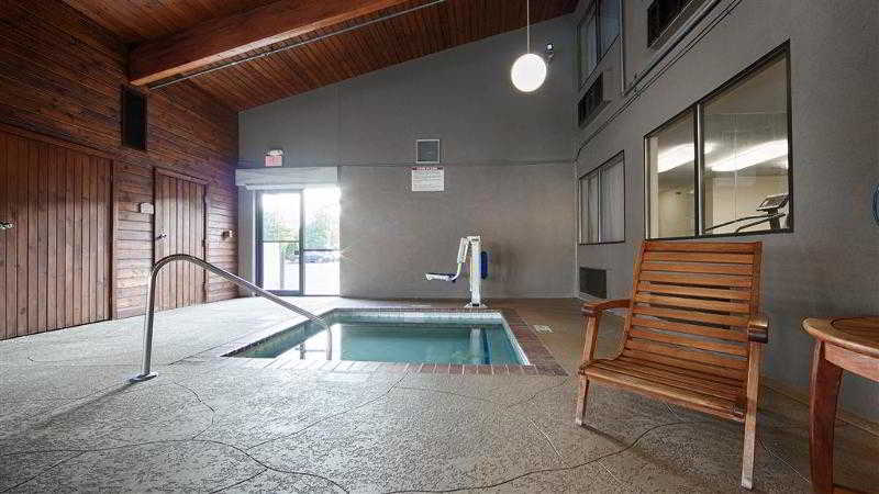 Best Western Plus North Canton Inn & Suites