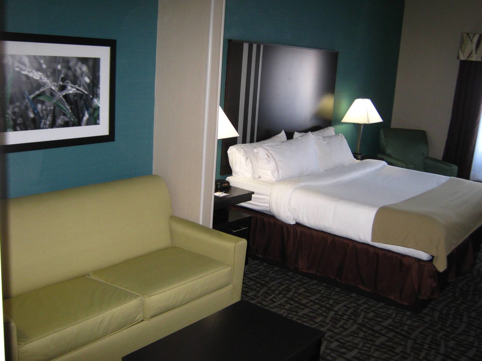 Holiday Inn Express & Suites Youngstown (N. Lima/Boardman)