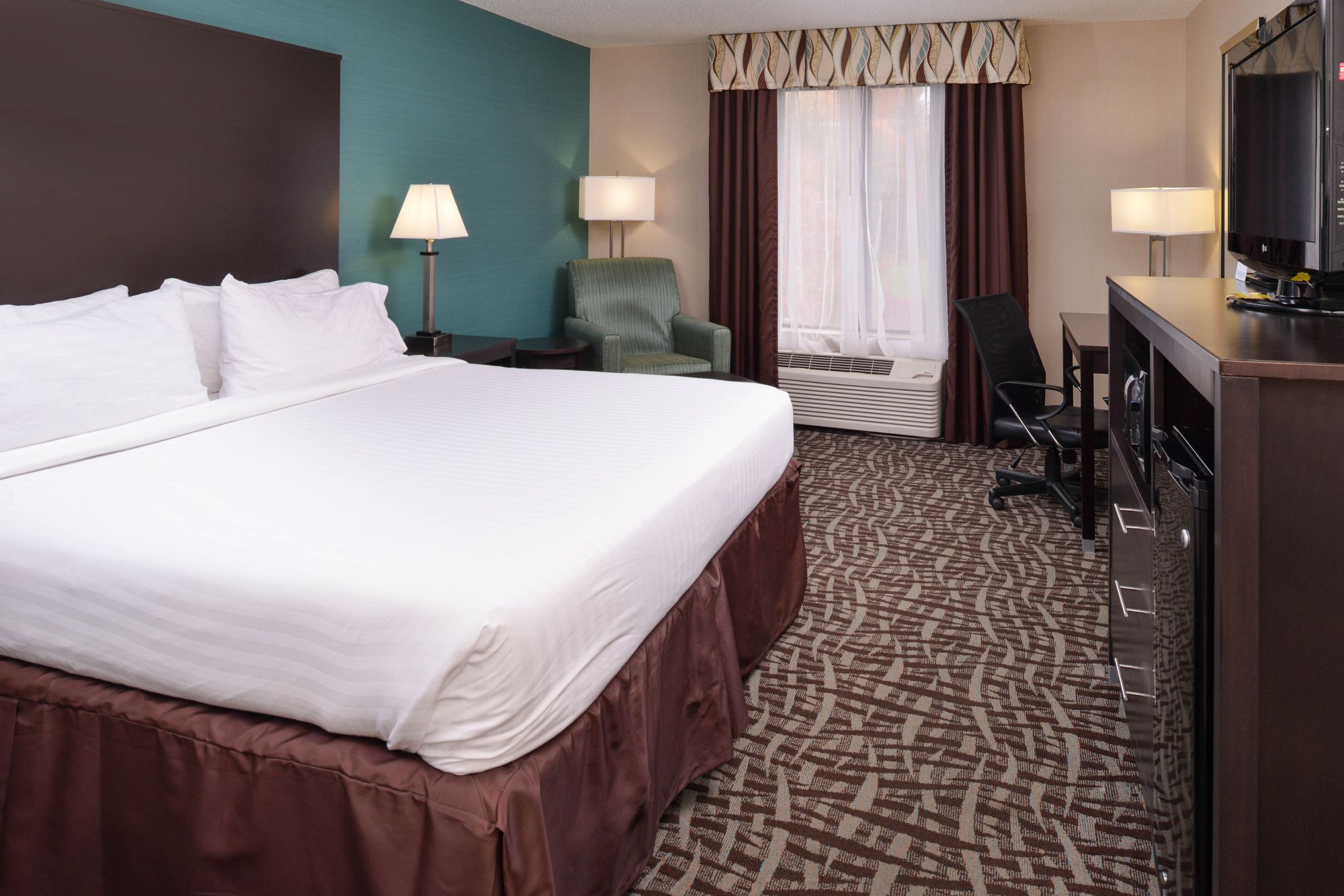 Holiday Inn Express & Suites Youngstown (N. Lima/Boardman)