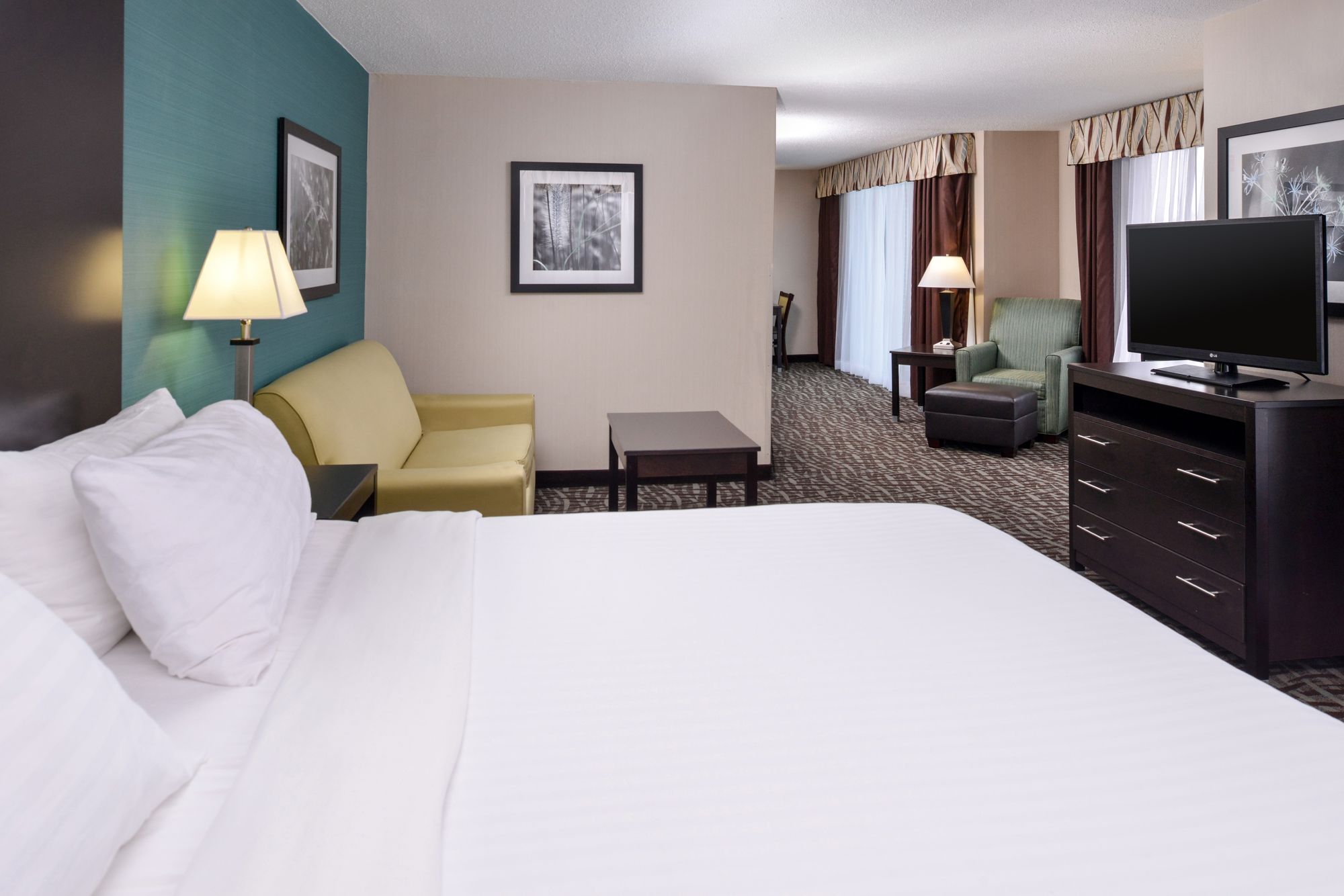 Holiday Inn Express & Suites Youngstown (N. Lima/Boardman)