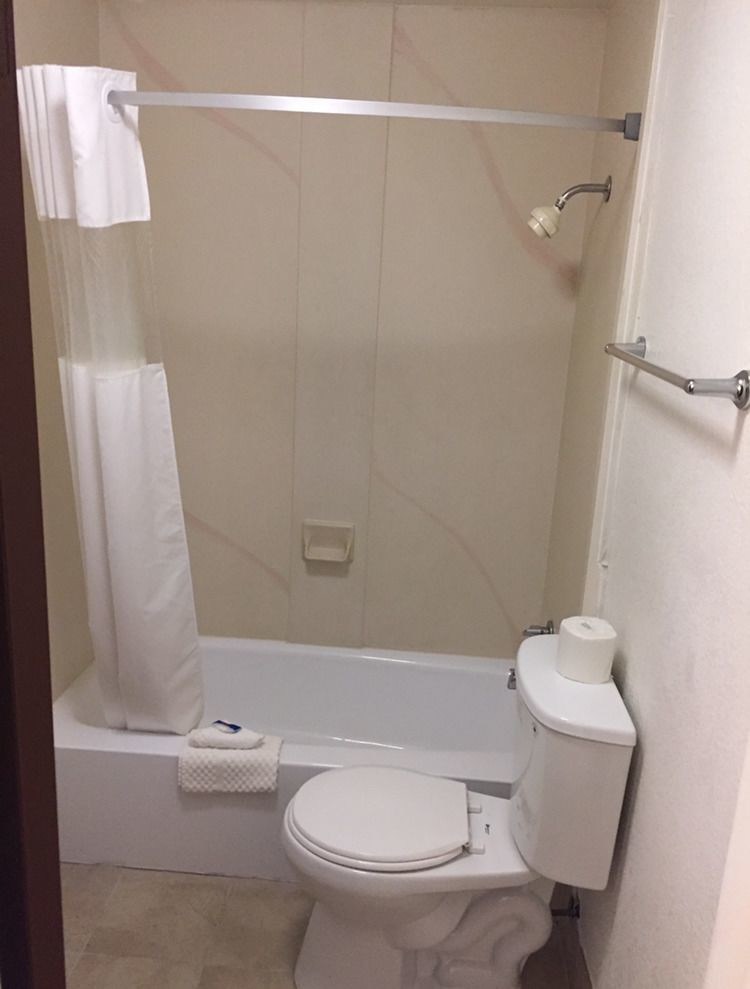 FairBridge Inn Express North Lima