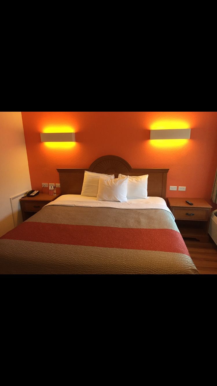 FairBridge Inn Express North Lima