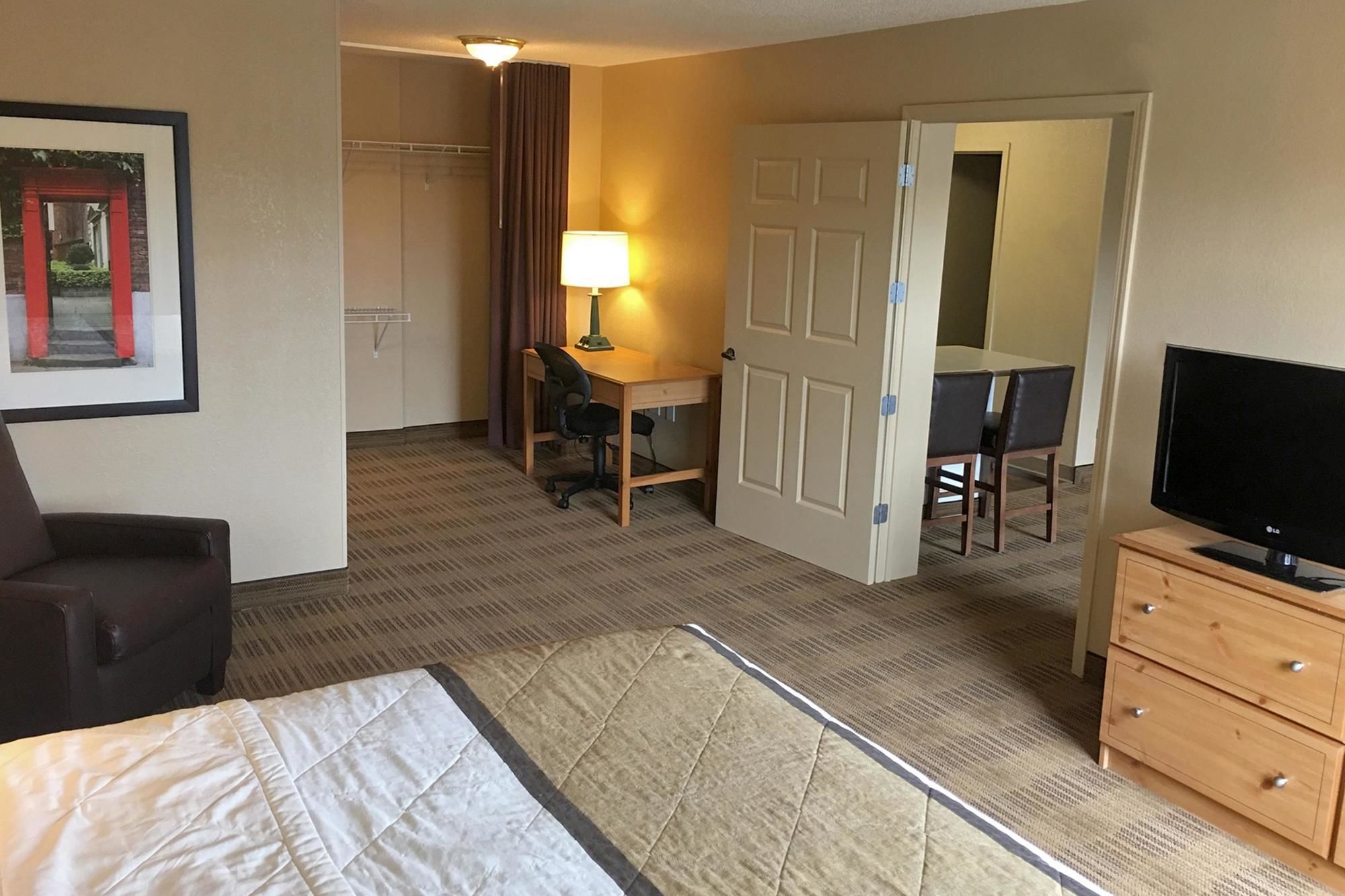 Extended Stay America Cleveland Airport North Olmsted