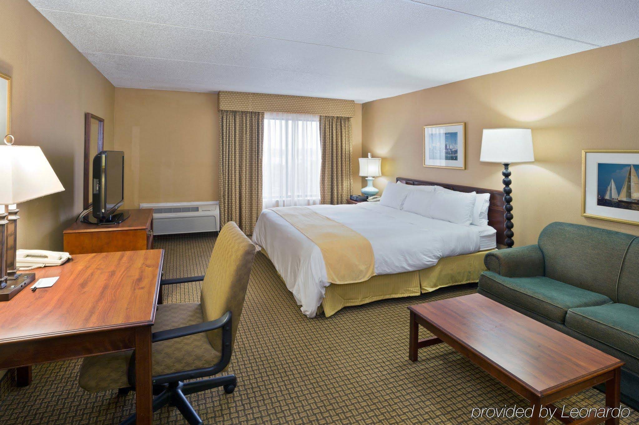 Radisson Hotel Cleveland Airport West