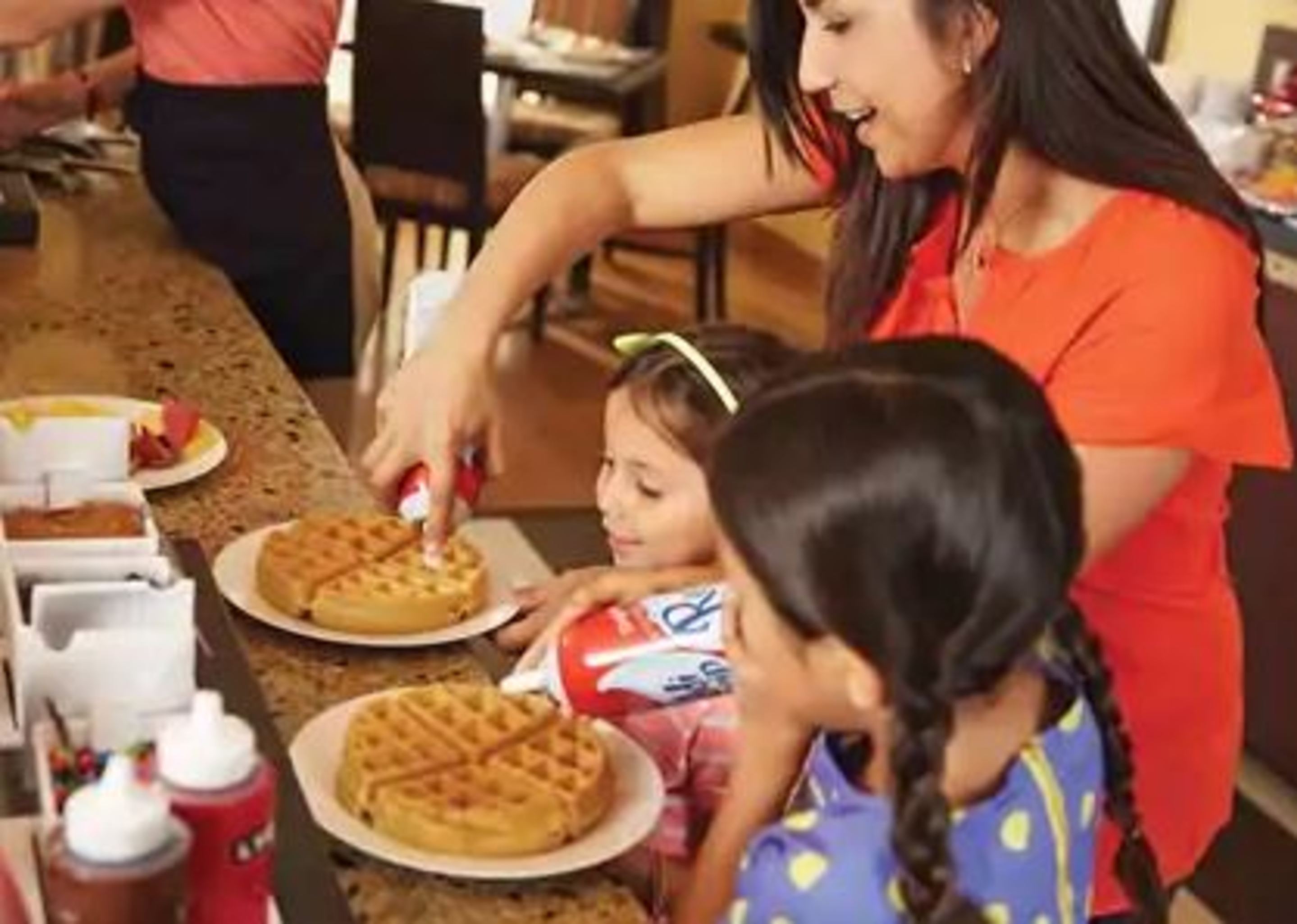 Hampton Inn & Suites Oakwood Village-Cleveland