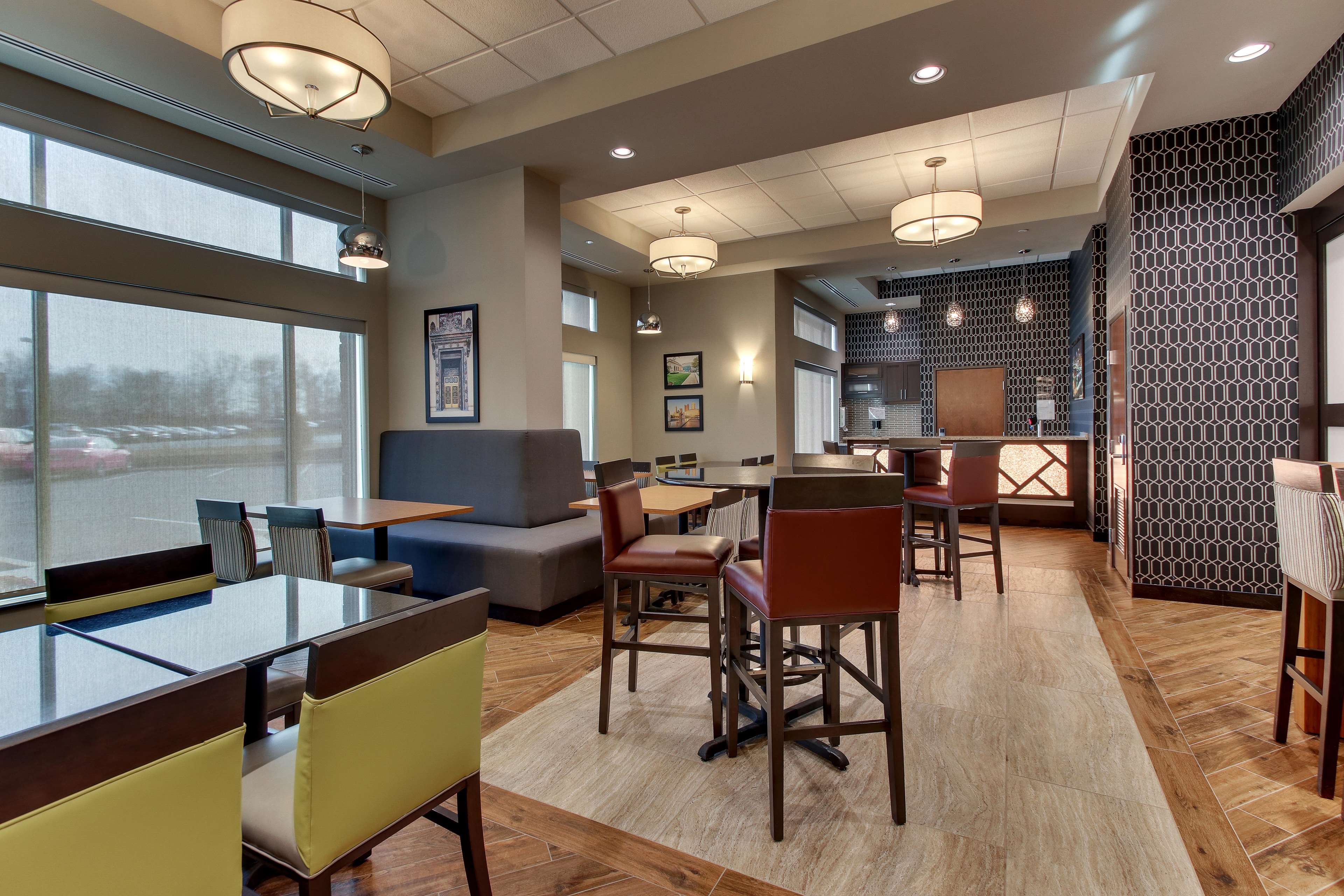 Drury Inn & Suites Cleveland Beachwood