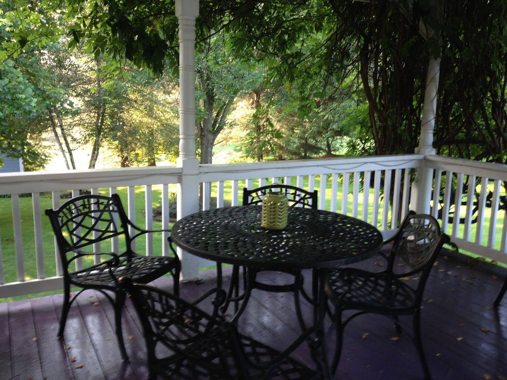 Silver Fern Bed & Breakfast