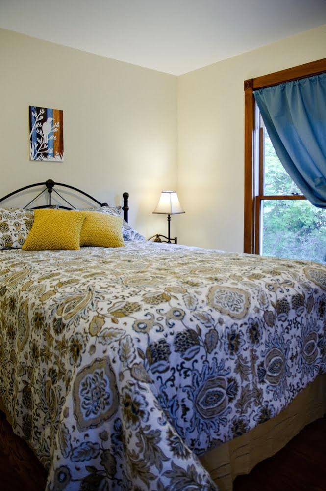 Silver Fern Bed & Breakfast