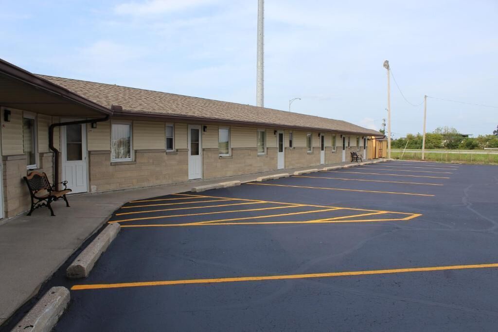 Budget Inn - Perrysburg