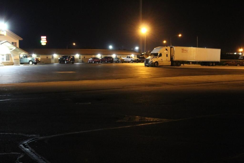 Budget Inn - Perrysburg